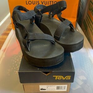 Teva Universal Platform